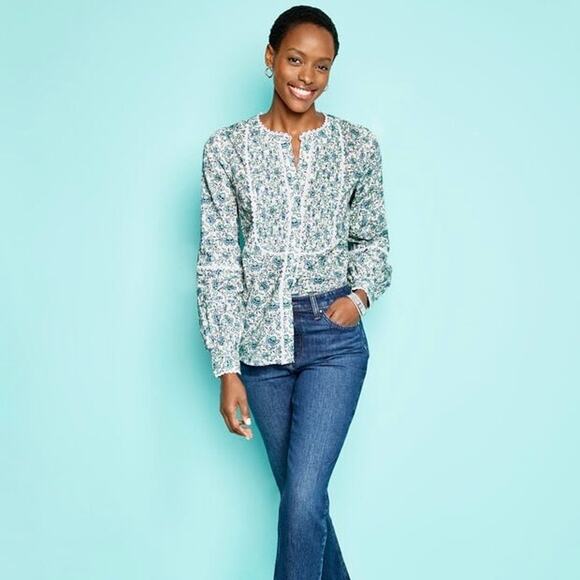 Talbots Scallop Lace Trim Top in Blooming "Daffodils" Floral Size Large - Picture 2 of 11